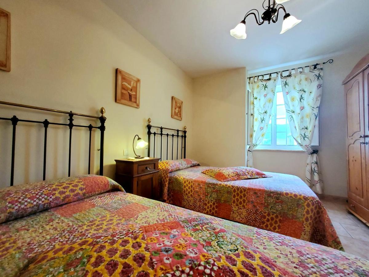 Apartamentos Turisticos Rosa Ribadeo Extérieur photo